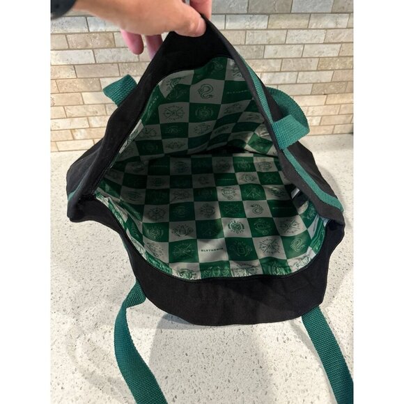 Universal‎ Studios Wizarding World of Harry Potter Slytherin zip Tote Bag - Picture 3 of 3